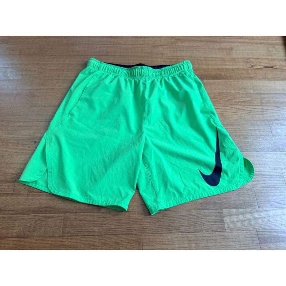 Nike Mens Dri-Fit Graphic Basketball Shorts Large L Volt Neon Green Big Swoosh